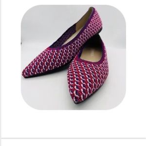 Vivaia Pointed Flats size 9